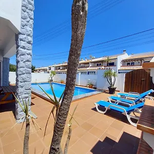 casa-madeira-burgau.hotelaalgarve.com/
